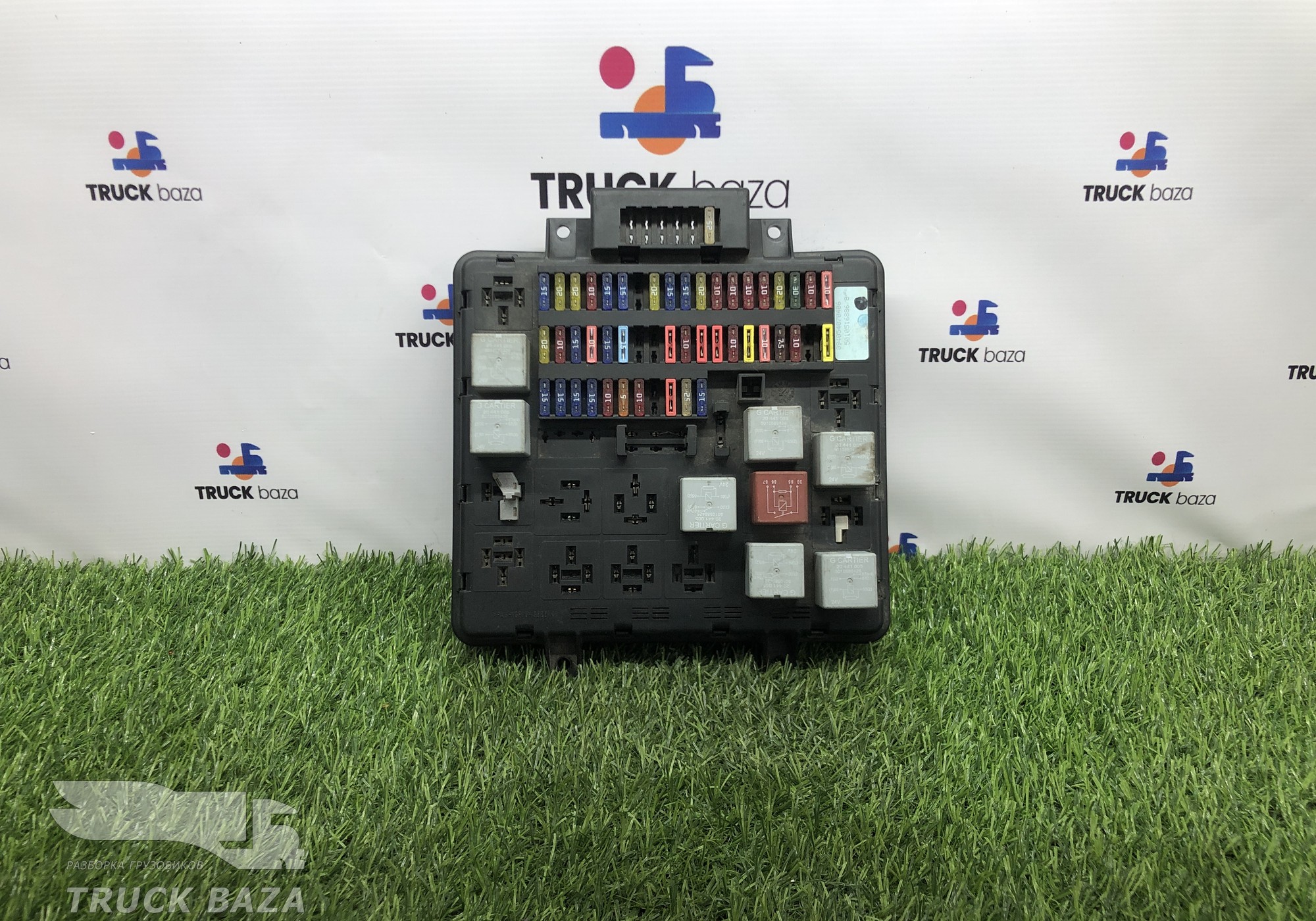 5010516886 Блок предохранителей для Renault Midlum I (с 1999 по 2005)