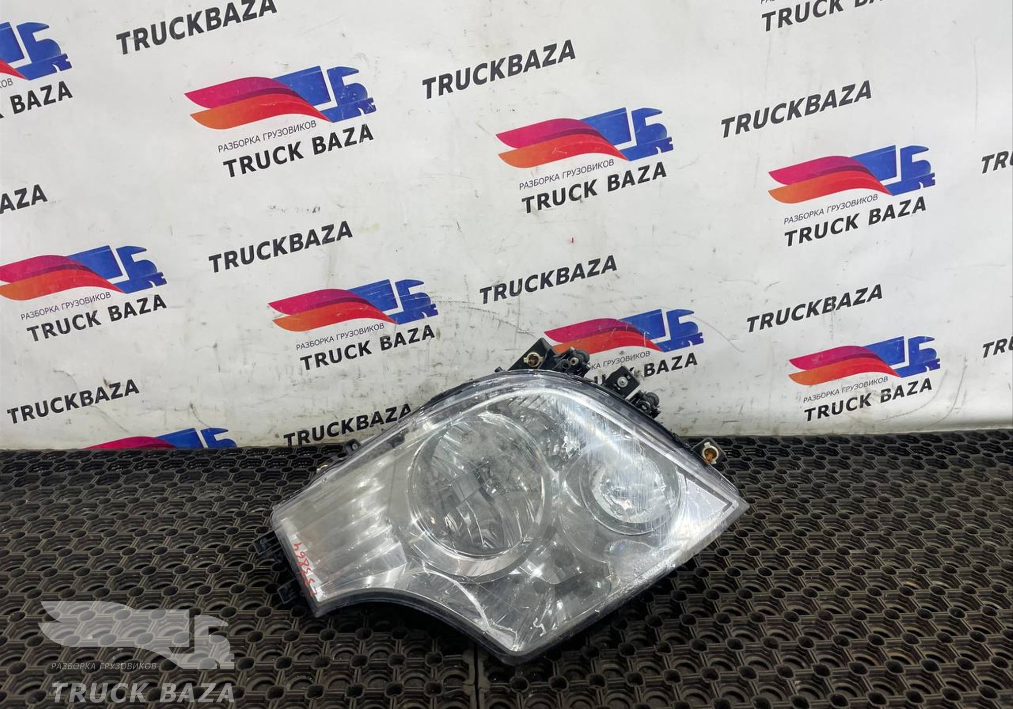 9608200339 Фара правая для Mercedes-Benz Actros New Actros MP4 (с 2011)