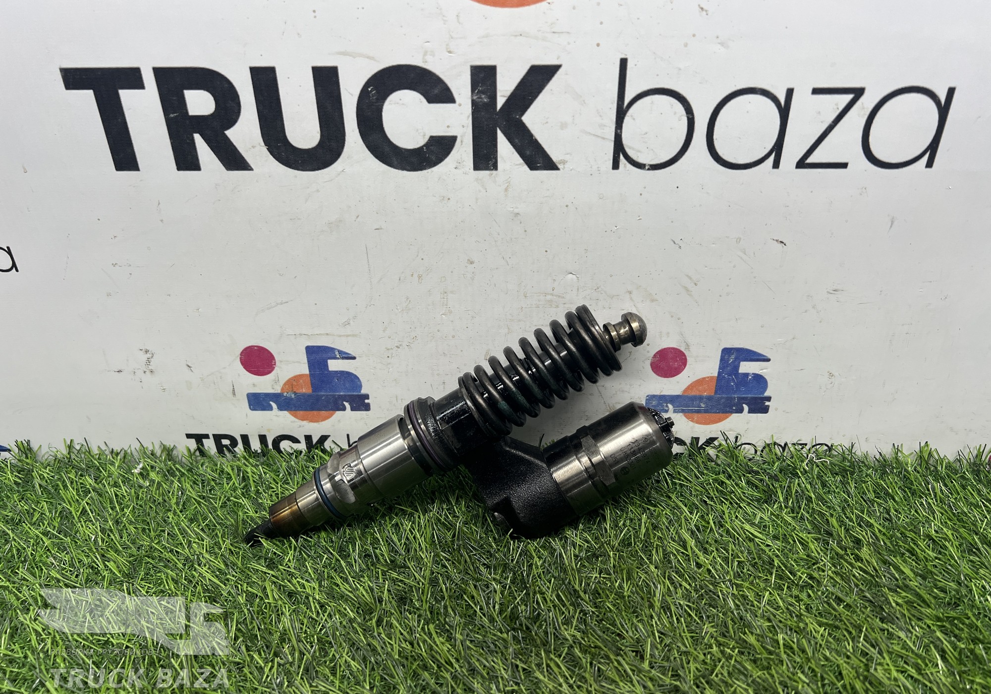 1943974 Форсунка топливная