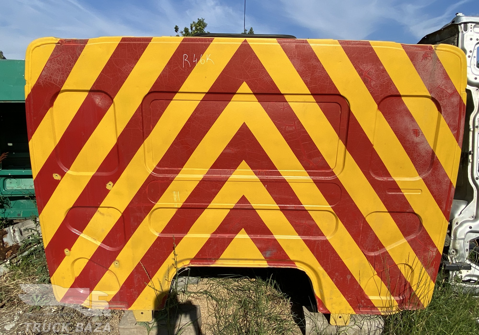 5010538956 Задняя стенка кабины для Renault Kerax (с 1997 по 2012)