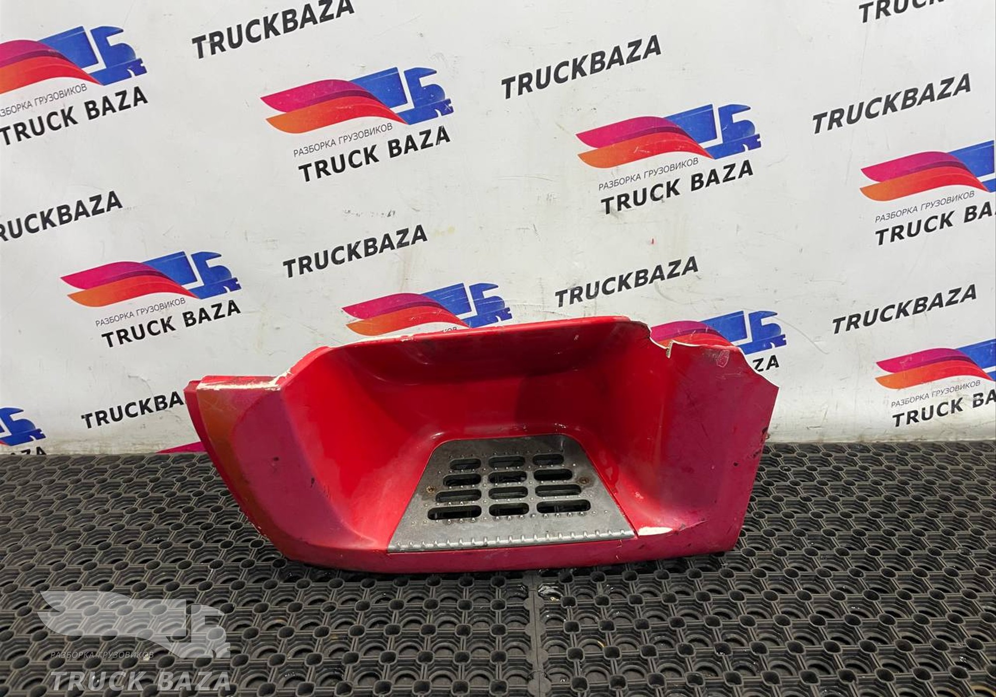 1642682 Корпус подножки левой для Daf XF105 (с 2005)