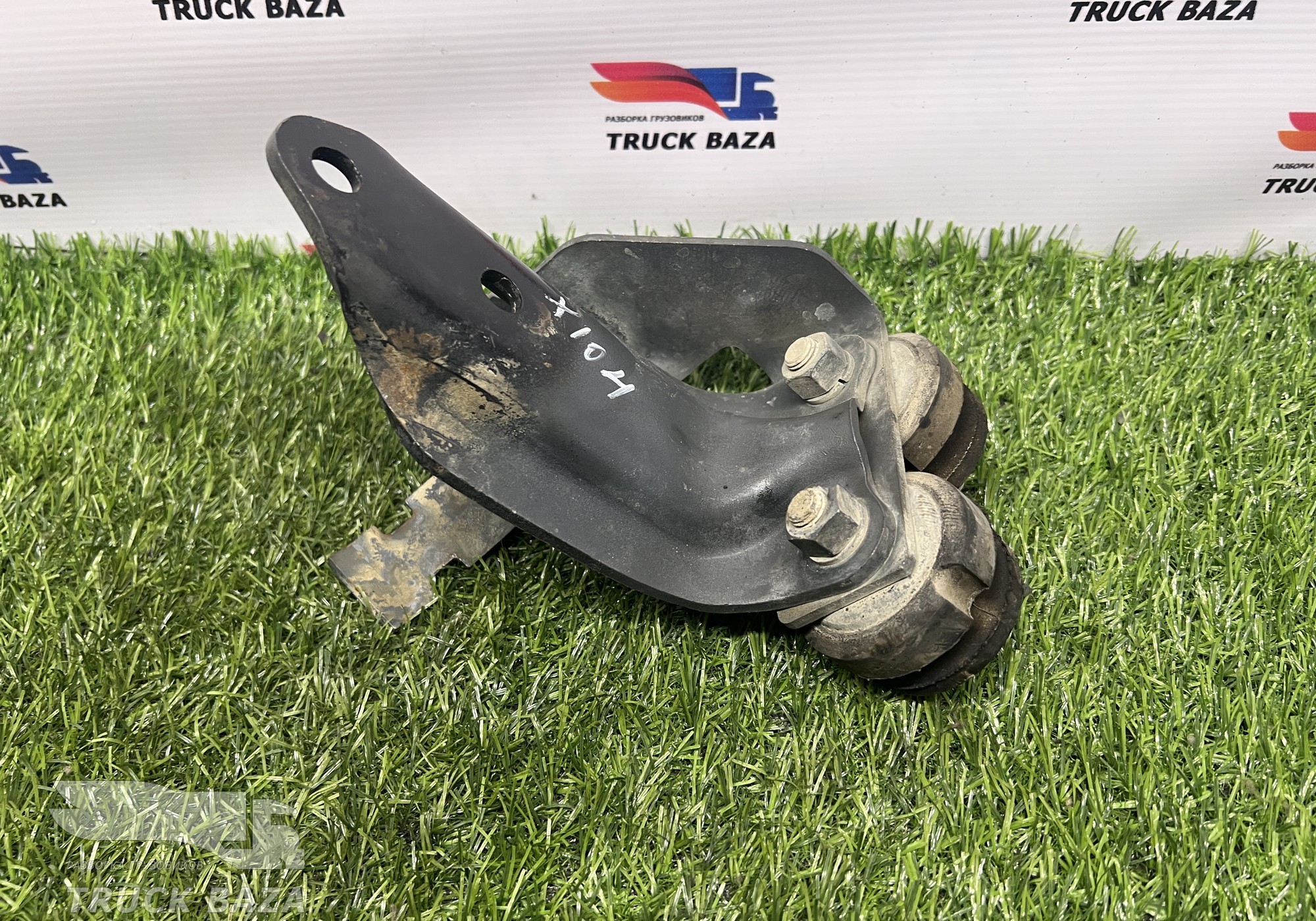 0221438 Кронштейн радиатора охлаждения для Daf XF105