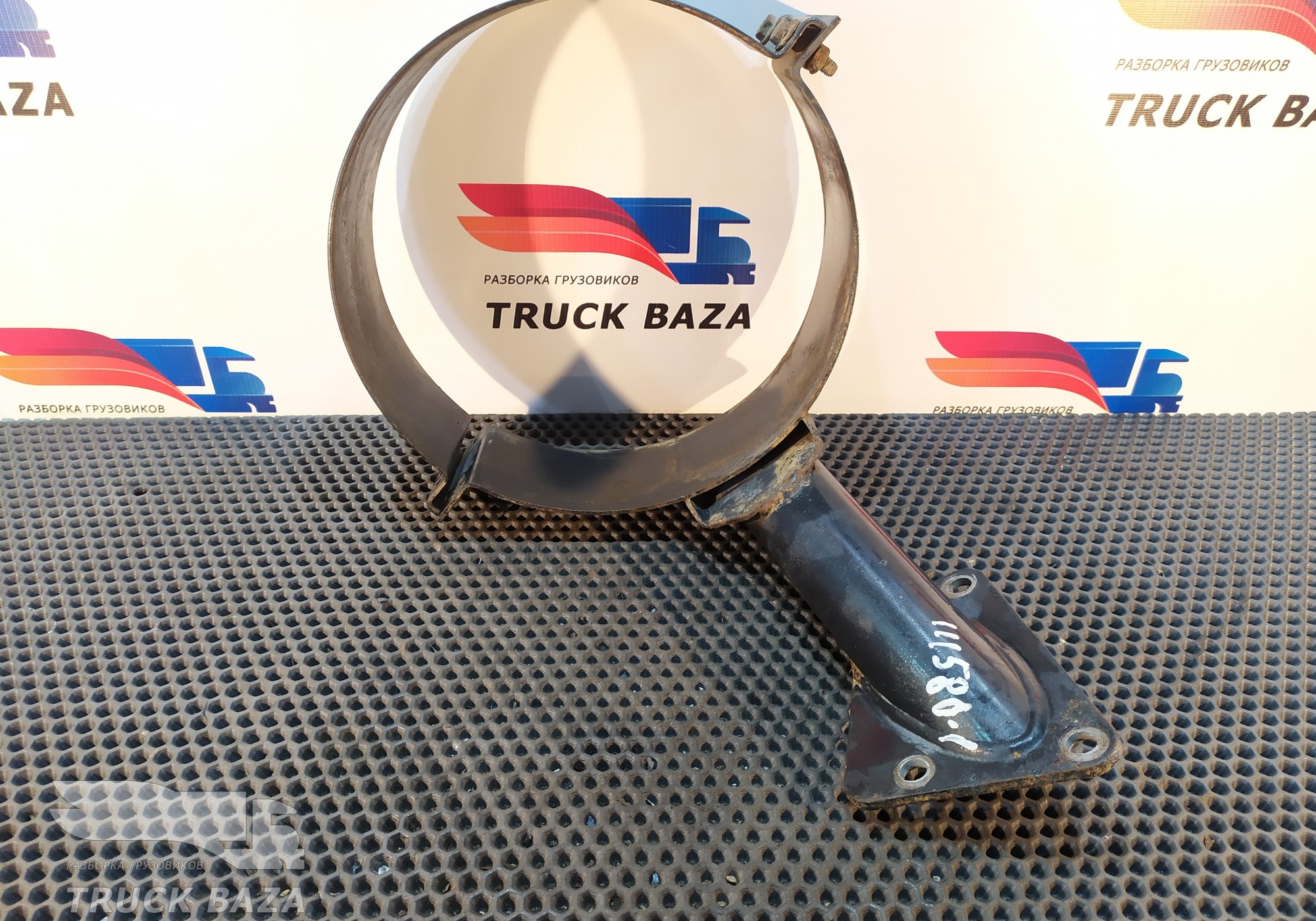 81083405313 Кронштейн корпуса воздушного фильтра для Man L2000 II Evolution / LE (с 2001 по 2005)