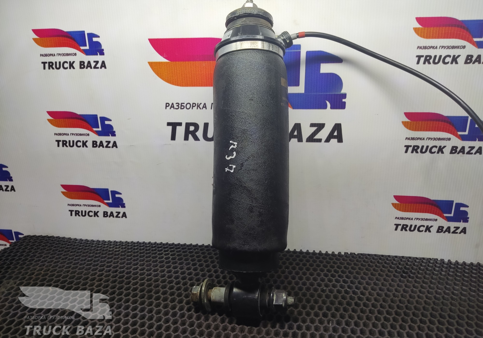 7421170696 Подушка кабины передняя для Renault