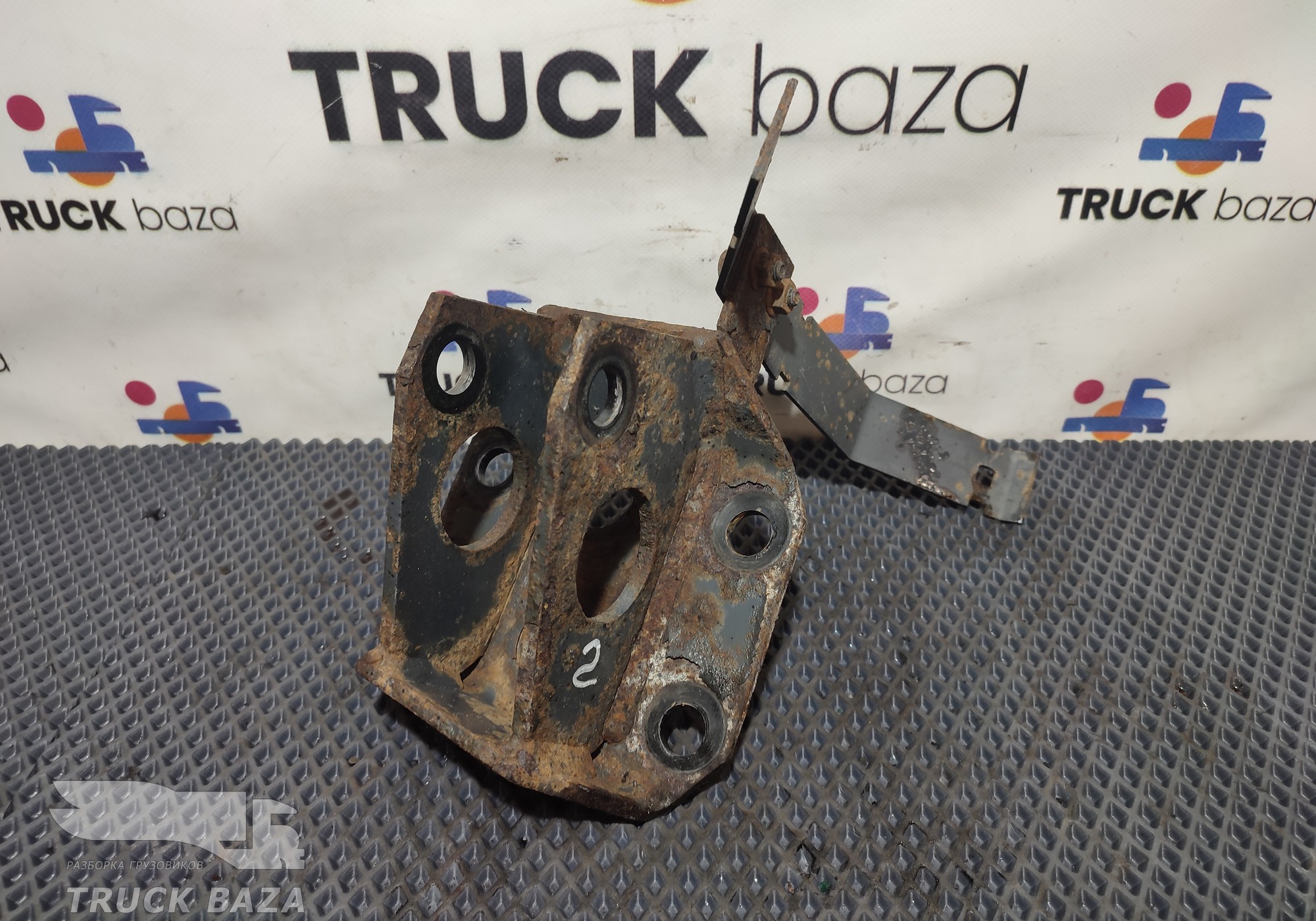 1455084 Кронштейн стойки стабилизатора правый для Daf XF105 (с 2005)