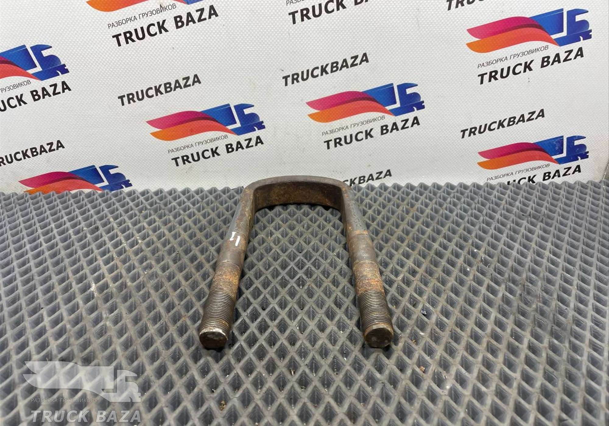 1365554 Стремянка передней рессоры для Daf XF105 (с 2005)