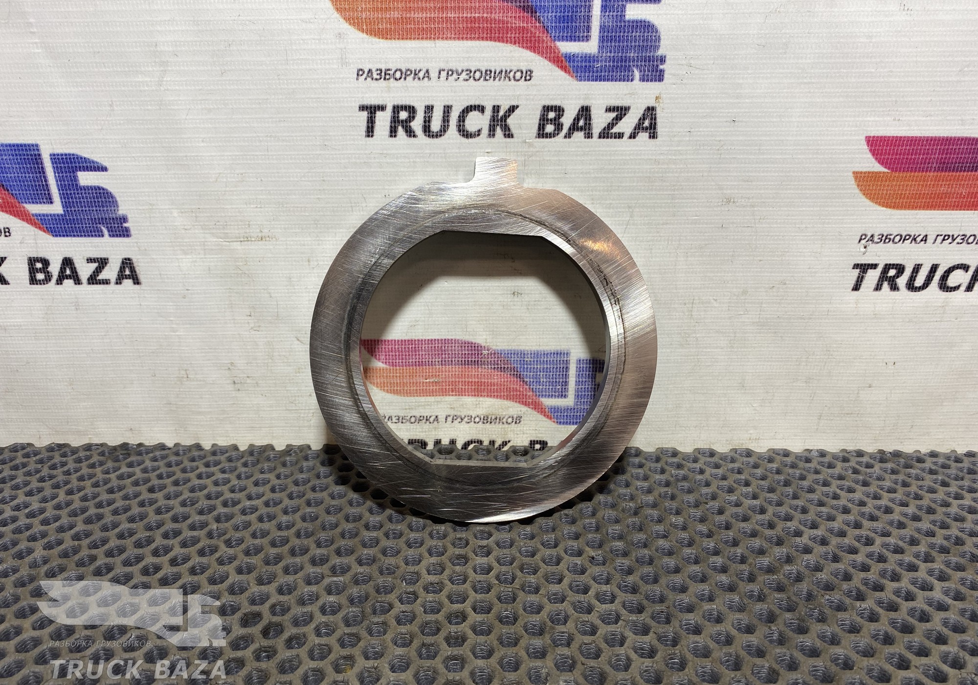 7421806589 Шайба упорная задней ступицы для Volvo FM II (с 2002)