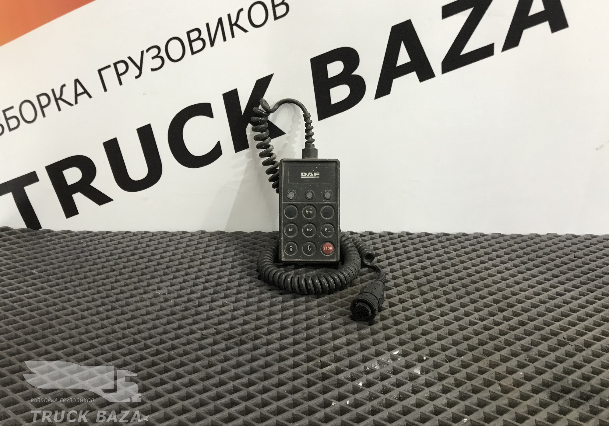1337230 Пульт управления пневмоподвеской для Daf XF95