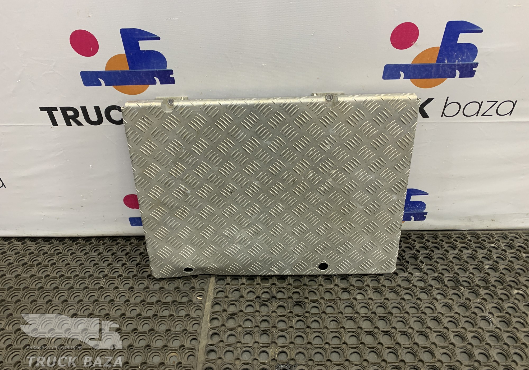 5490840443910 Трап над глушителем для КАМАЗ 5490 (с 2013)