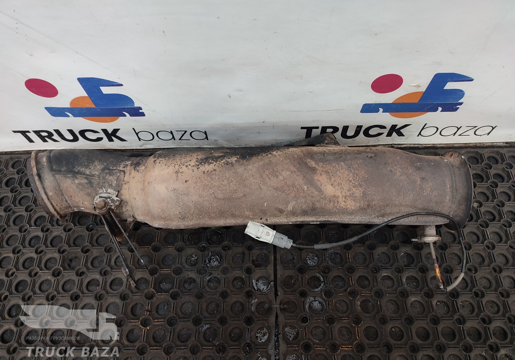 51152305019 Приемная труба глушителя для Man TGX