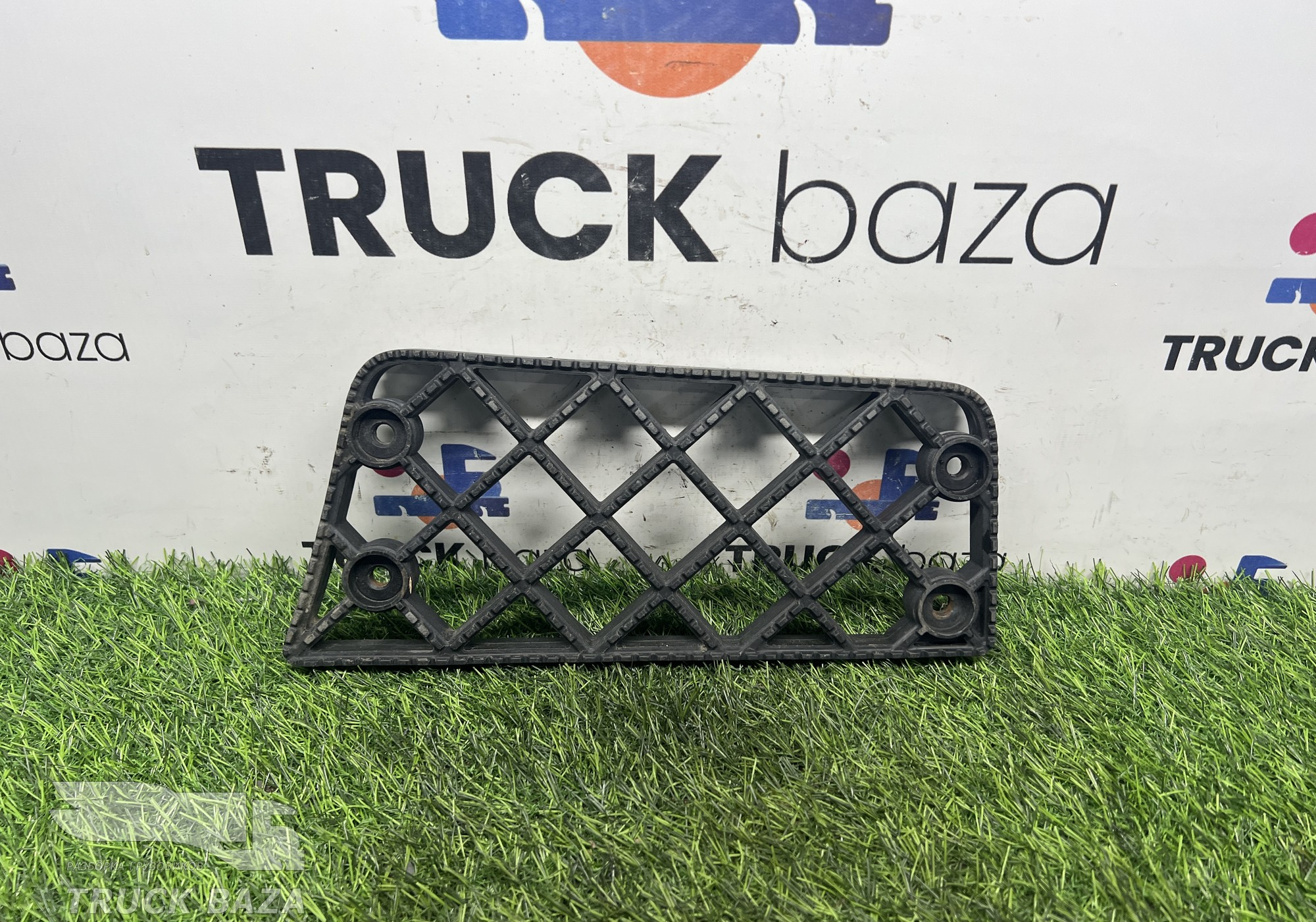 5490840501710 Площадка подножки для КАМАЗ 5490 (с 2013)