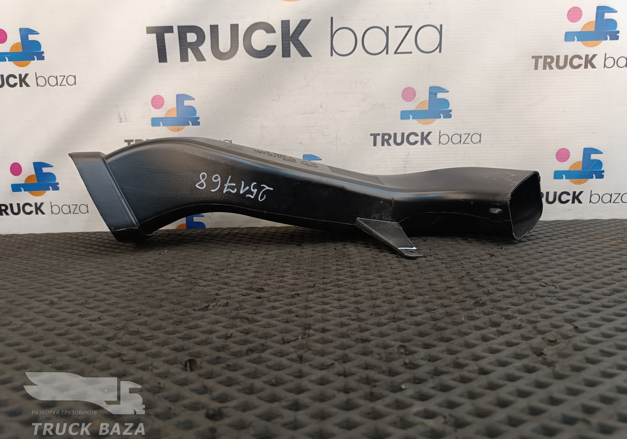 DZ14251160230 Воздуховод отопителя для Shacman X3000 (с 2014)