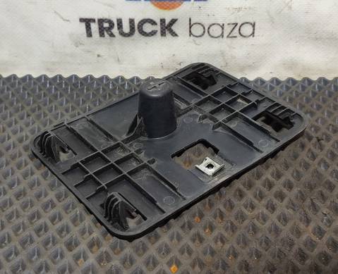 549018214027 Кронштейн крепления облицовки правый для КАМАЗ 54901