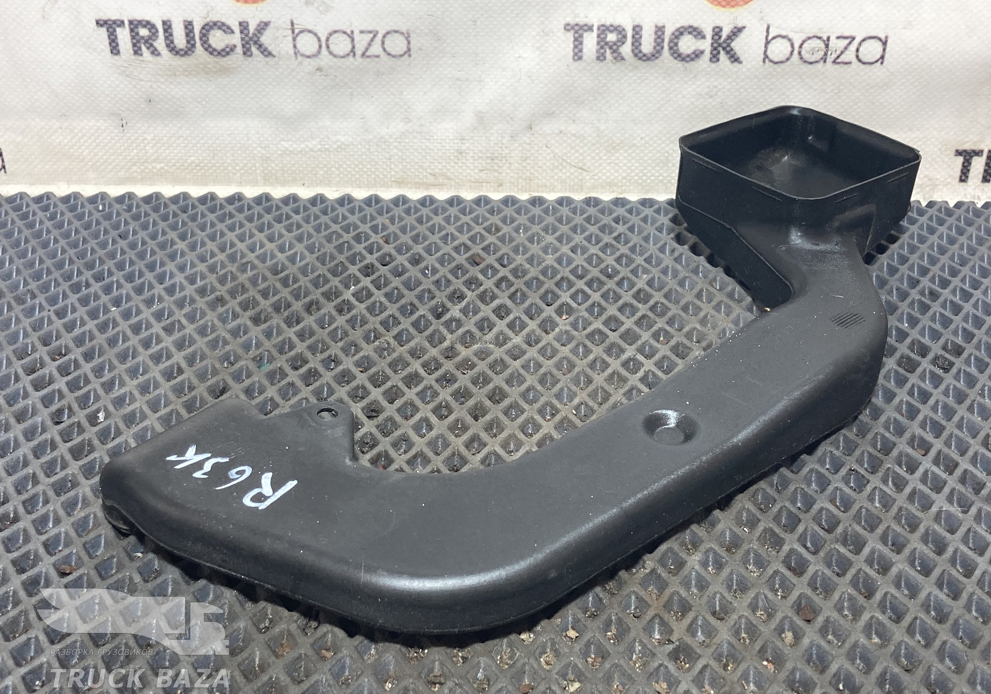 82359970 Воздуховод отопителя для Renault T (с 2013)