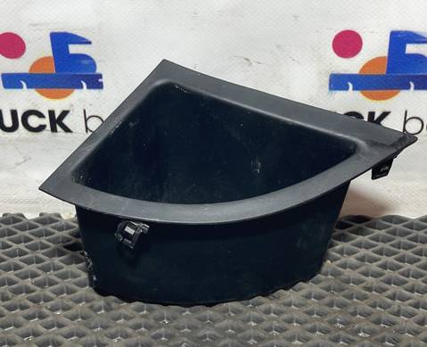 812W617010244 Ящик для хранения для Sinotruk Sitrak C7H
