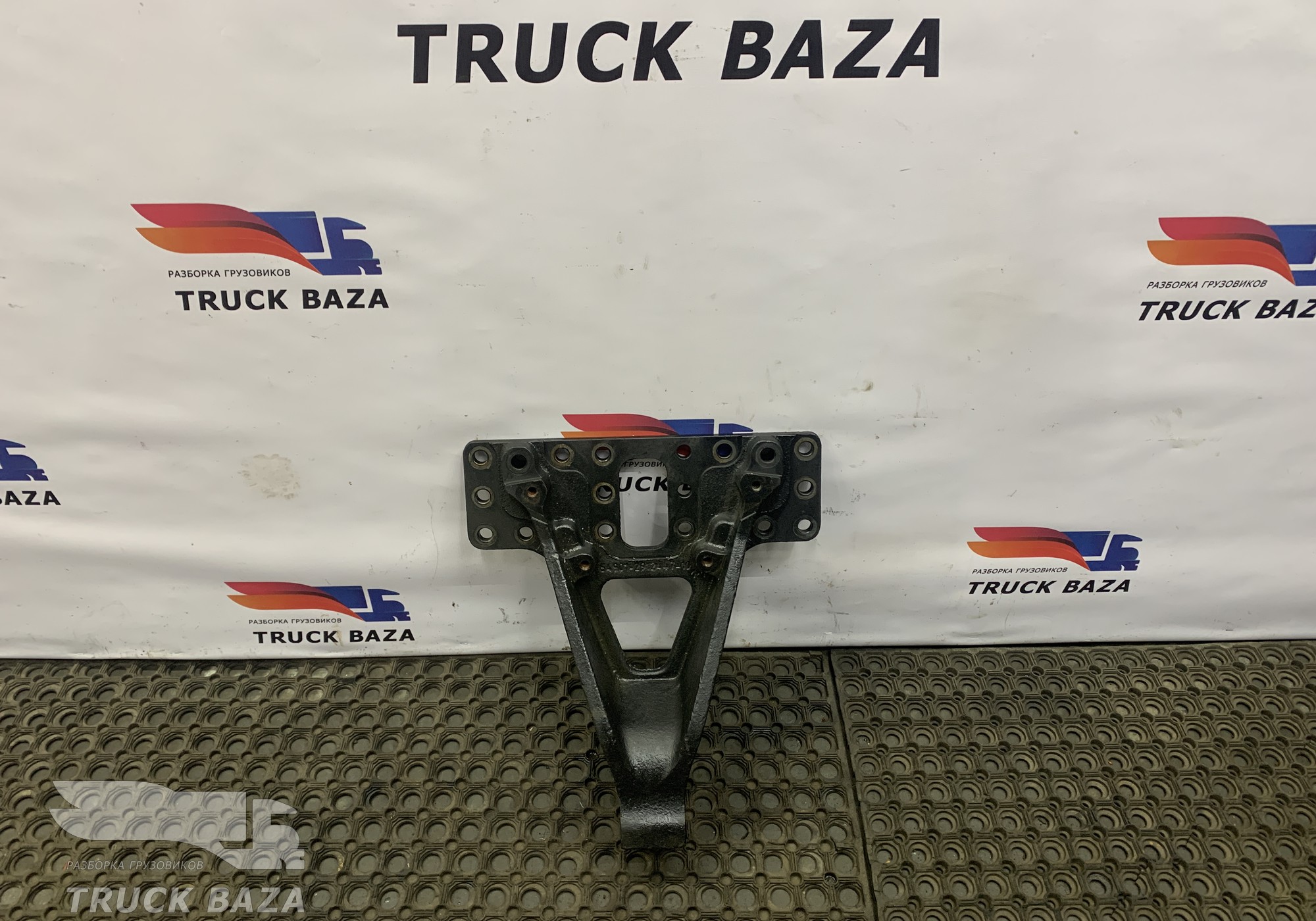 54901291244710 Кронштейн реактивной тяги для КАМАЗ 54901