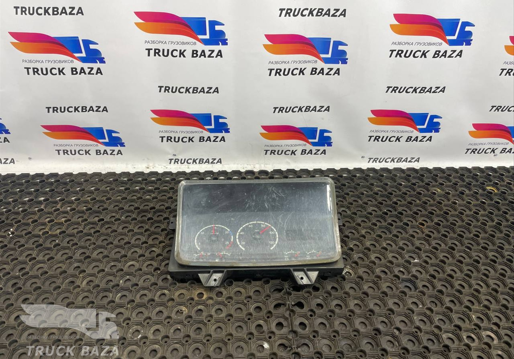 1763551 Панель приборов для Scania 5-series R (с 2004 по 2016)