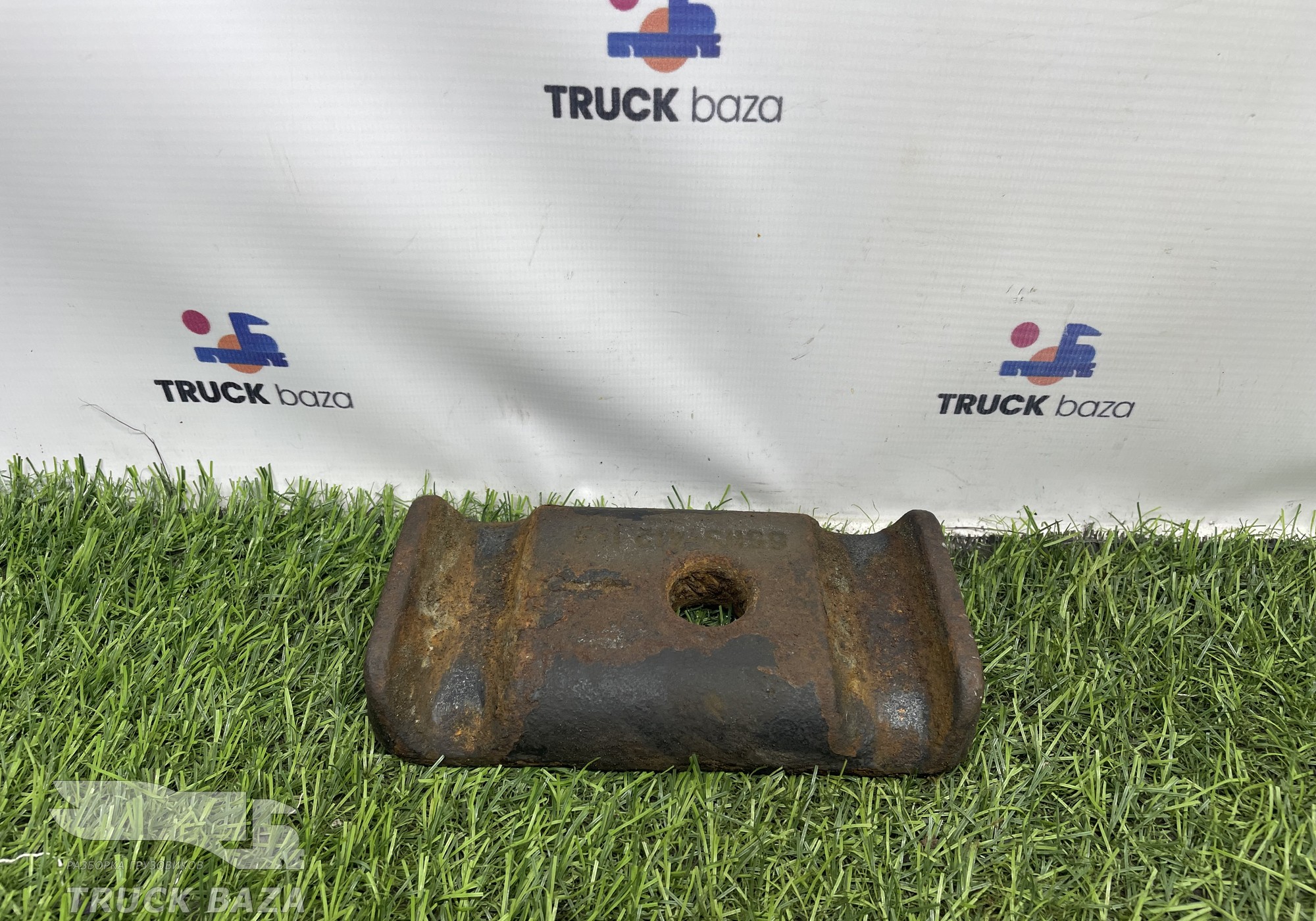 651152902412 Проставка стремянки рессоры