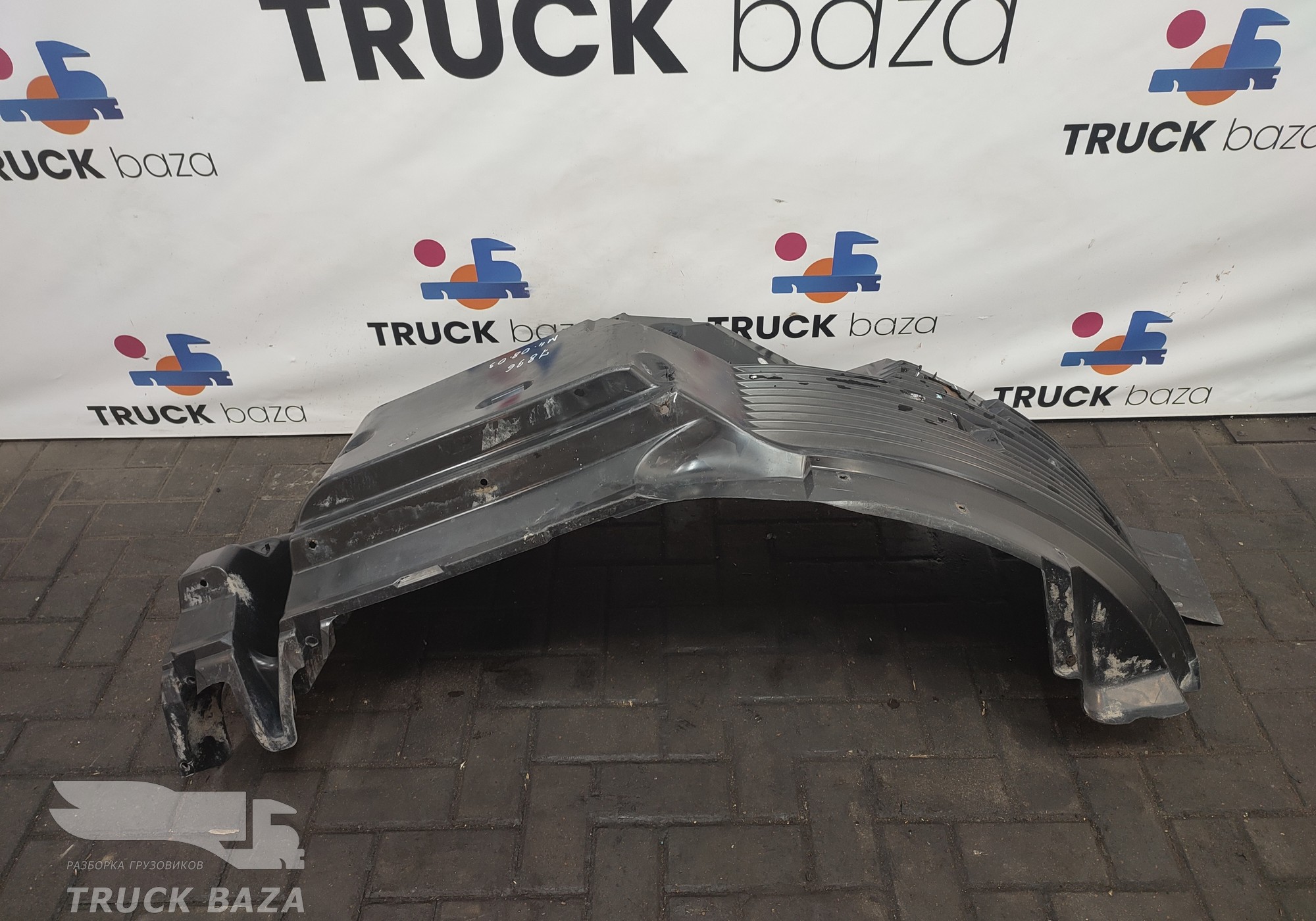 81612300208 Крыло переднее правое передняя часть для Man F2000 II Evolution / FE (с 1998 по 2001)