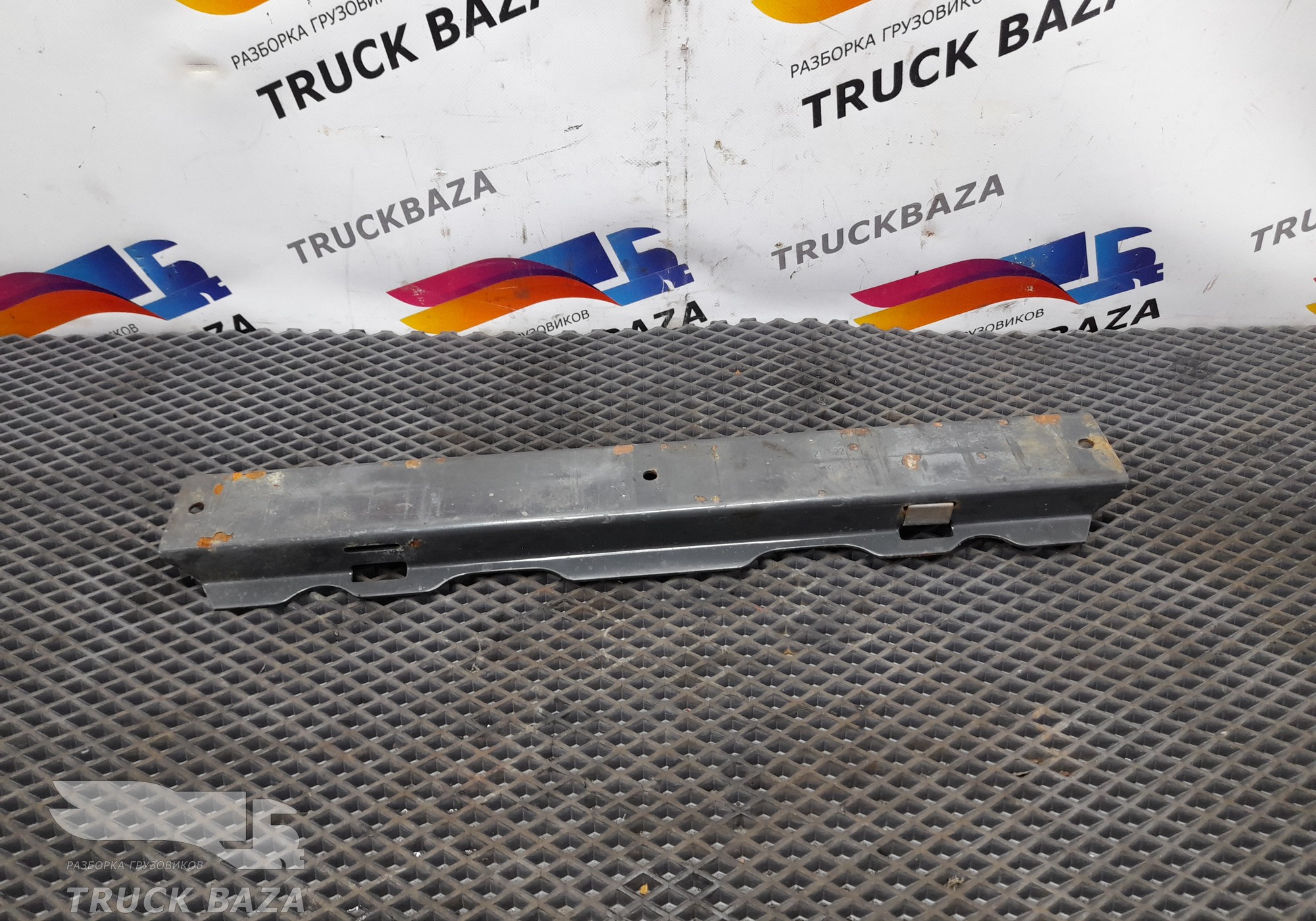 21752239 Прижимная планка АКБ для Volvo FM