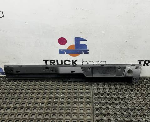 810W629300262 Накладка потолка правая для Sinotruk Sitrak C7H