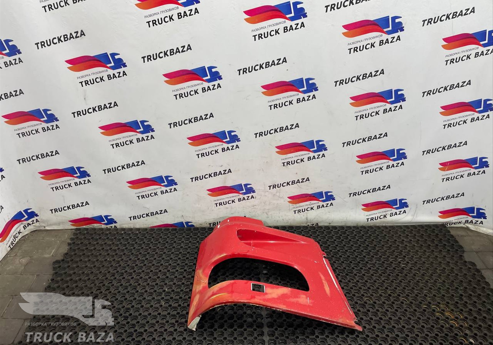 1398264 Облицовка фары правой для Daf XF105 (с 2005)