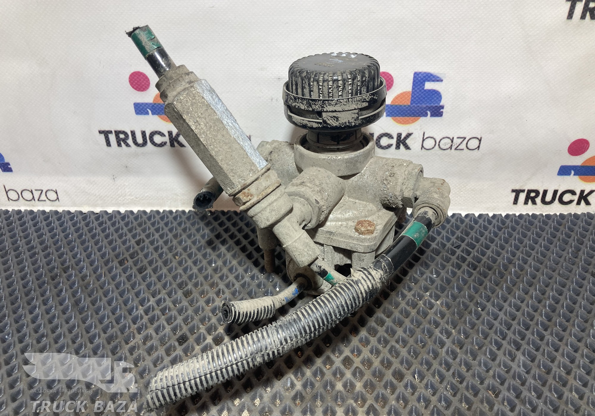 35180011480 Клапан ускорительный для КАМАЗ 5490