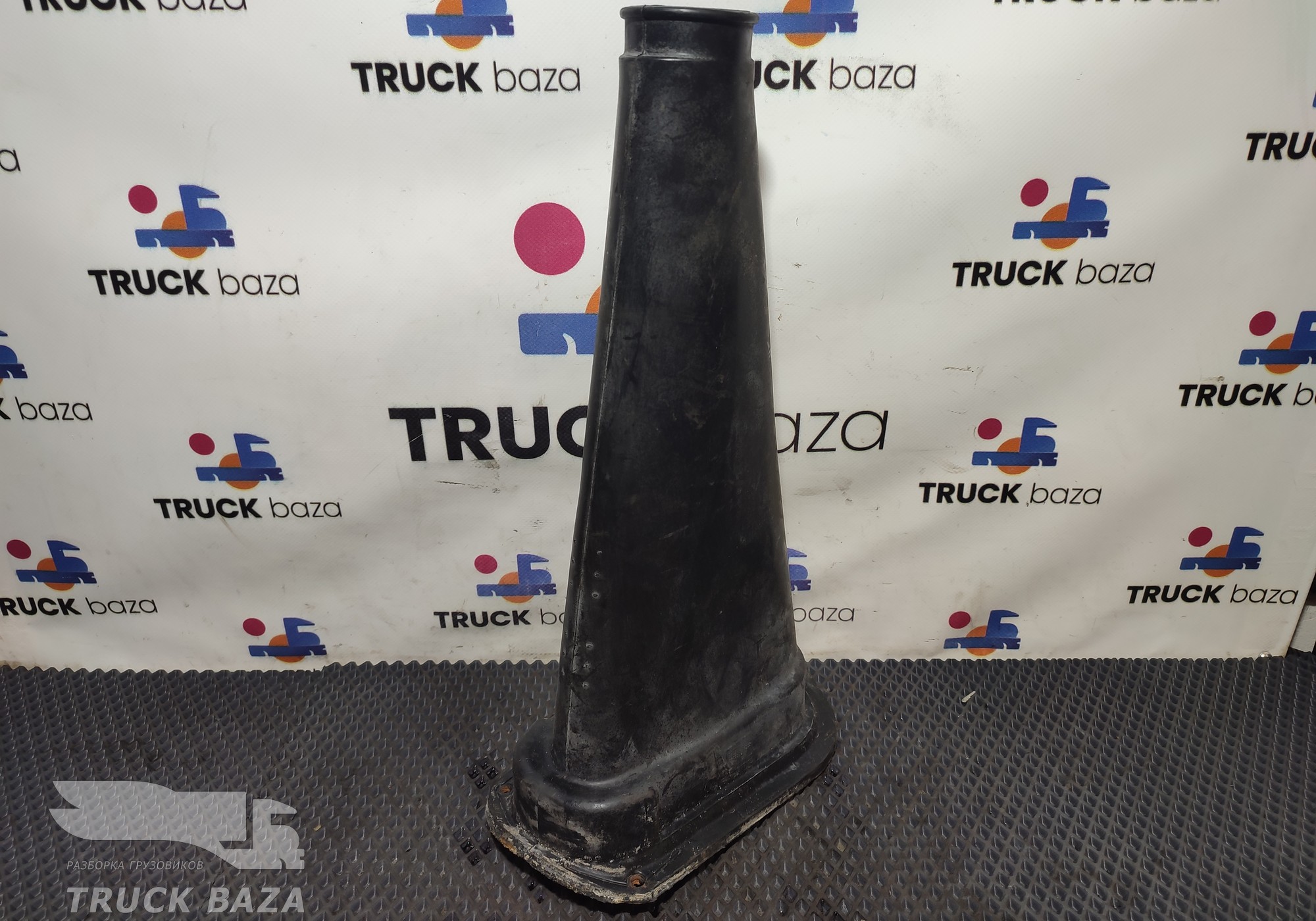 1863786 Кожух рулевой колонки для Scania 5-series