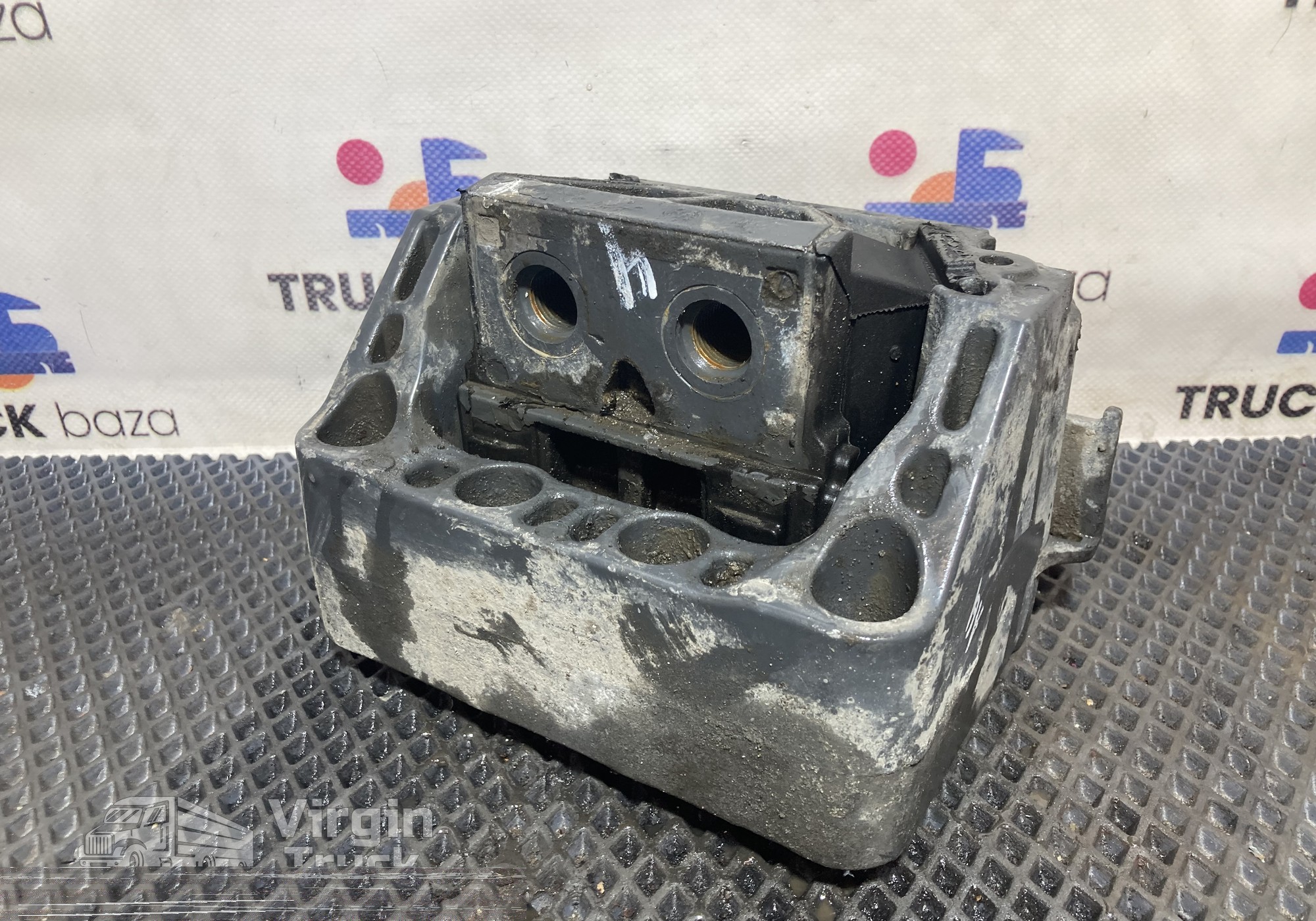 9602412413 Подушка двигателя задняя для Mercedes-Benz Actros New Actros MP4 (с 2011)