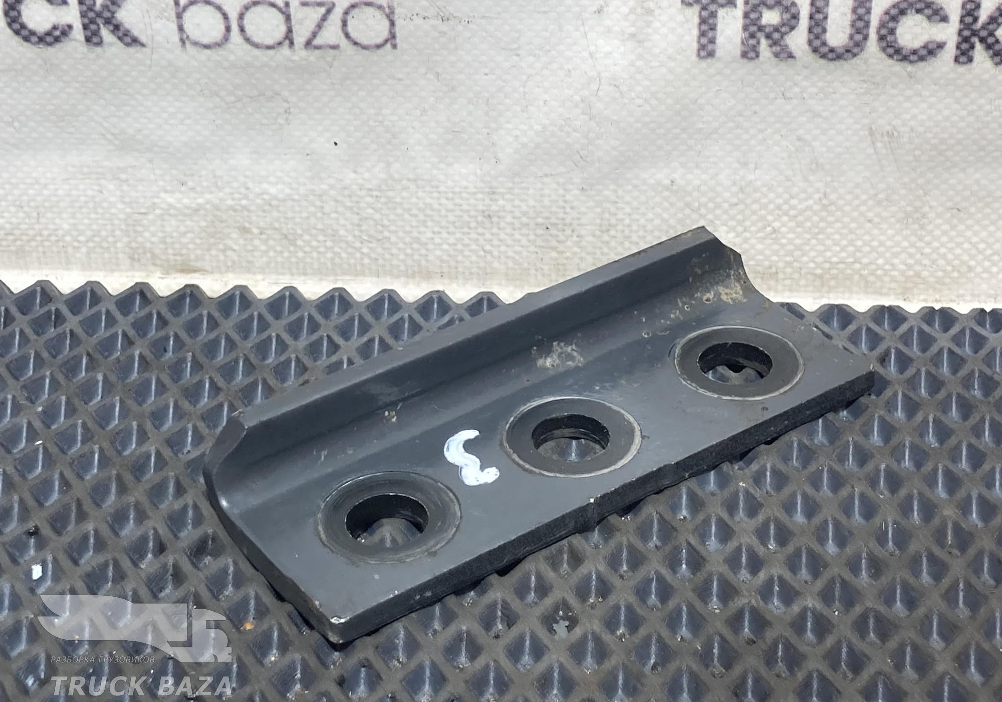 A9413120384 Кронштейн траверсы