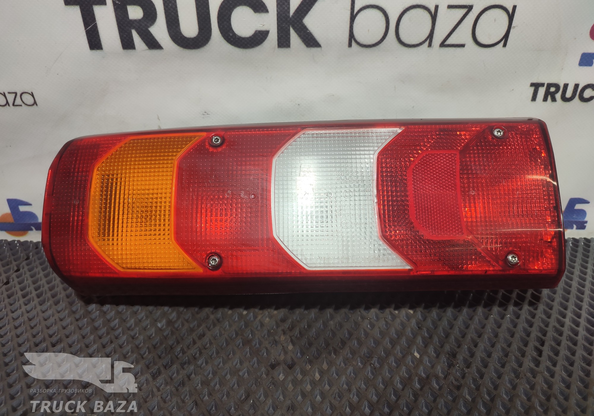 A0035446803 Фонарь задний левый для Mercedes-Benz Actros New Actros MP4 (с 2011)