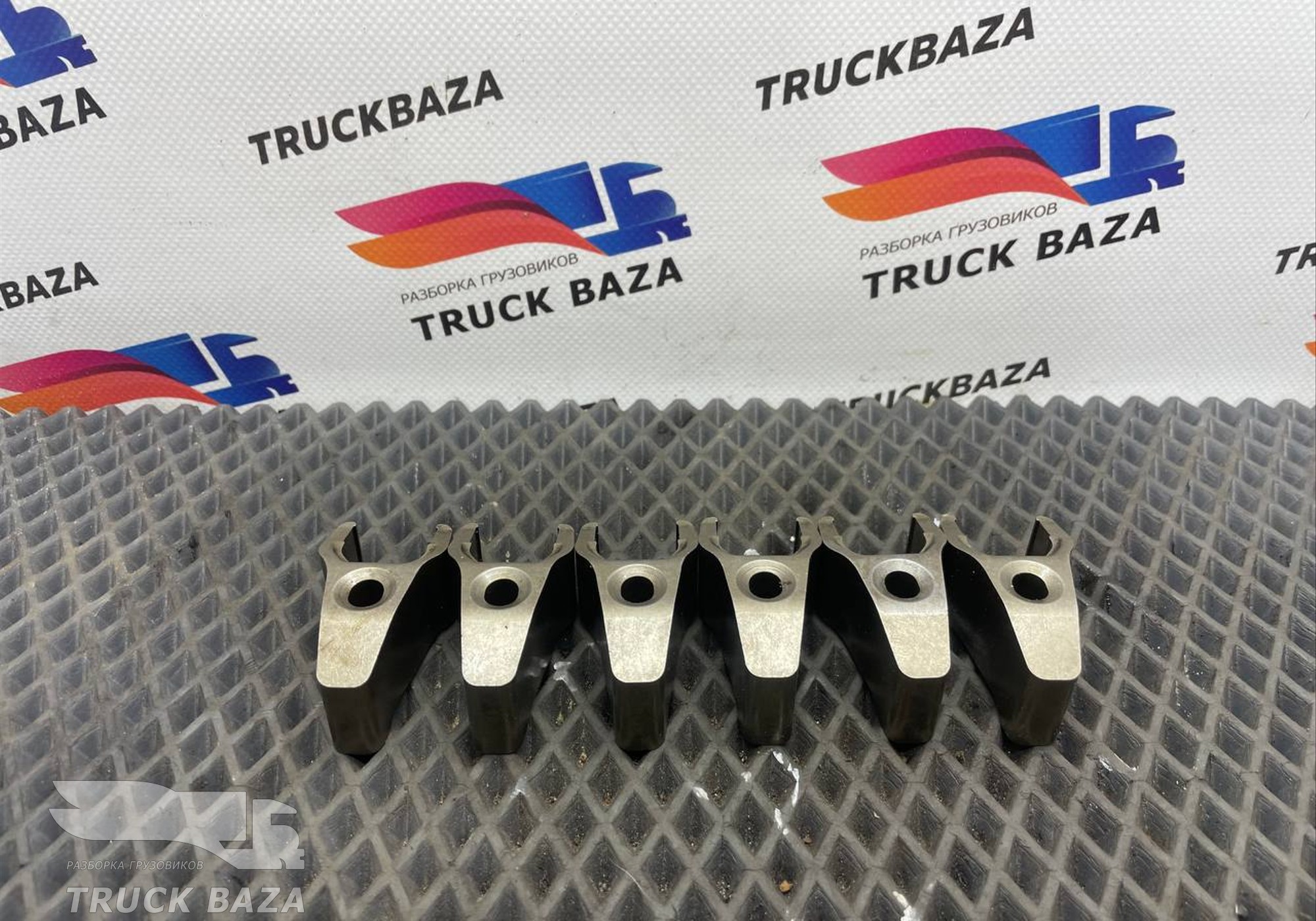 51101040065 Кронштейн форсунки топливной (комплект) для Man TGX II (с 2012)