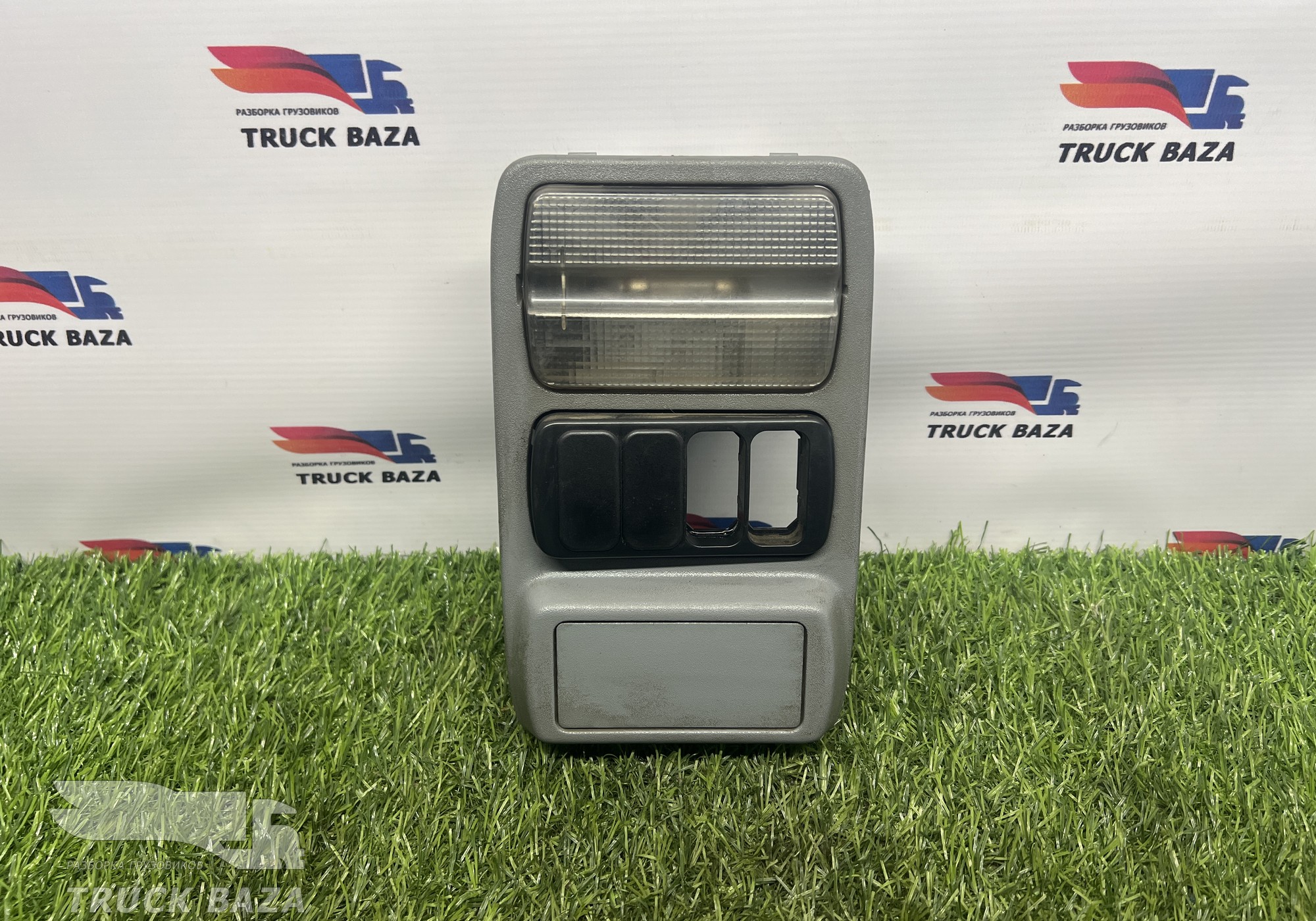 A9438200043 Плафон внутреннего освещения