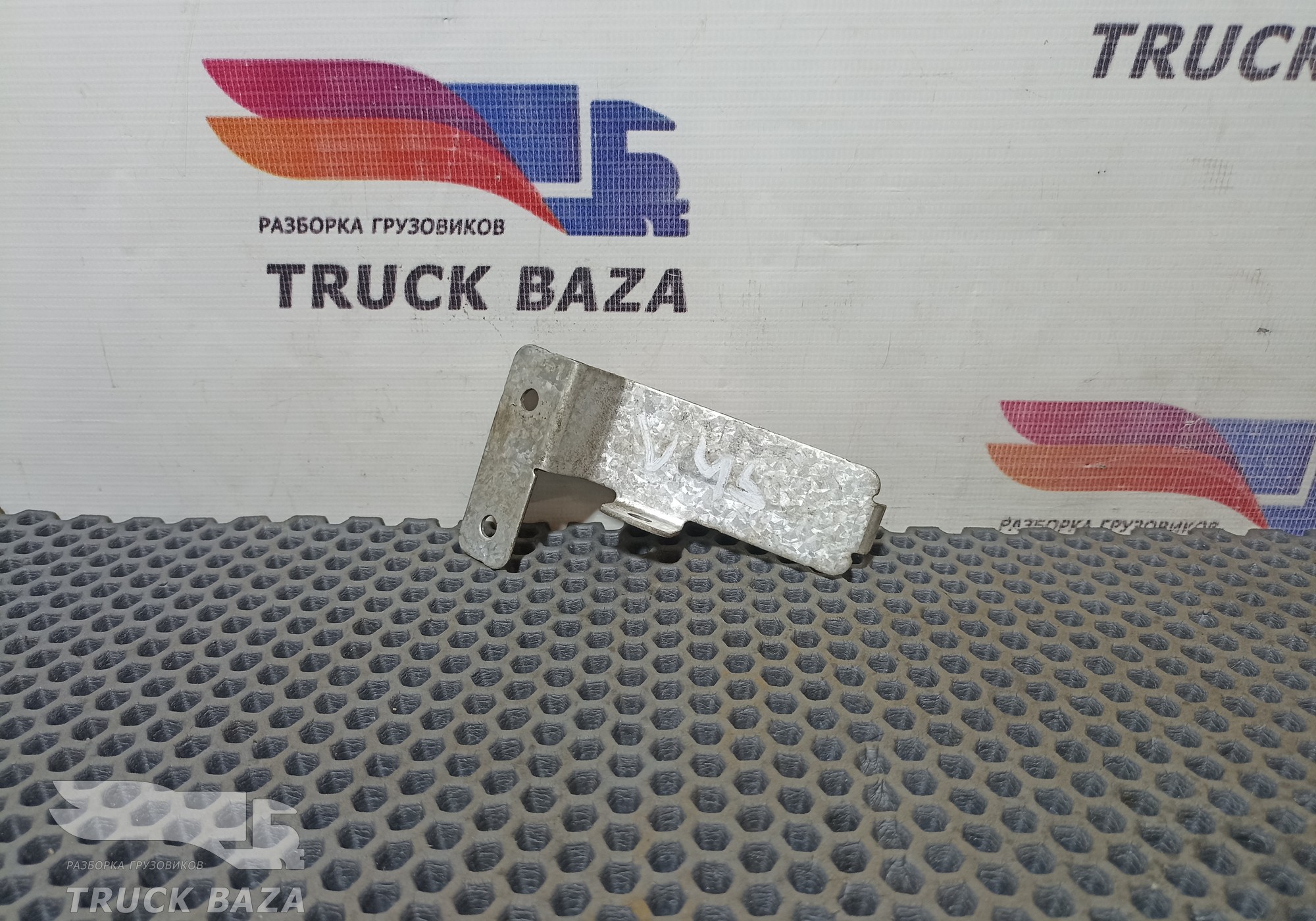 22422288 Кронштейн воздушных трубок для Volvo FH 4 (с 2012)