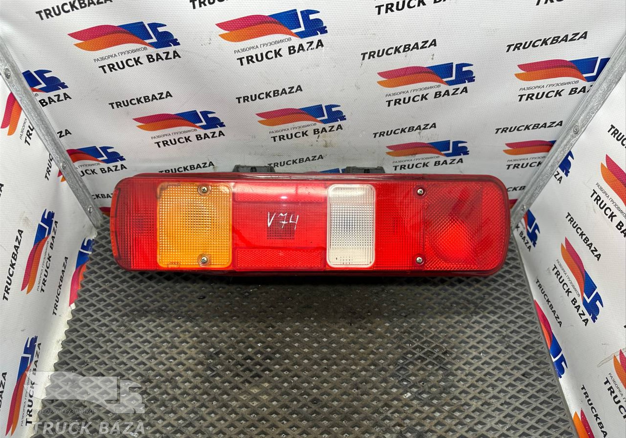 21063895 Фонарь задний правый