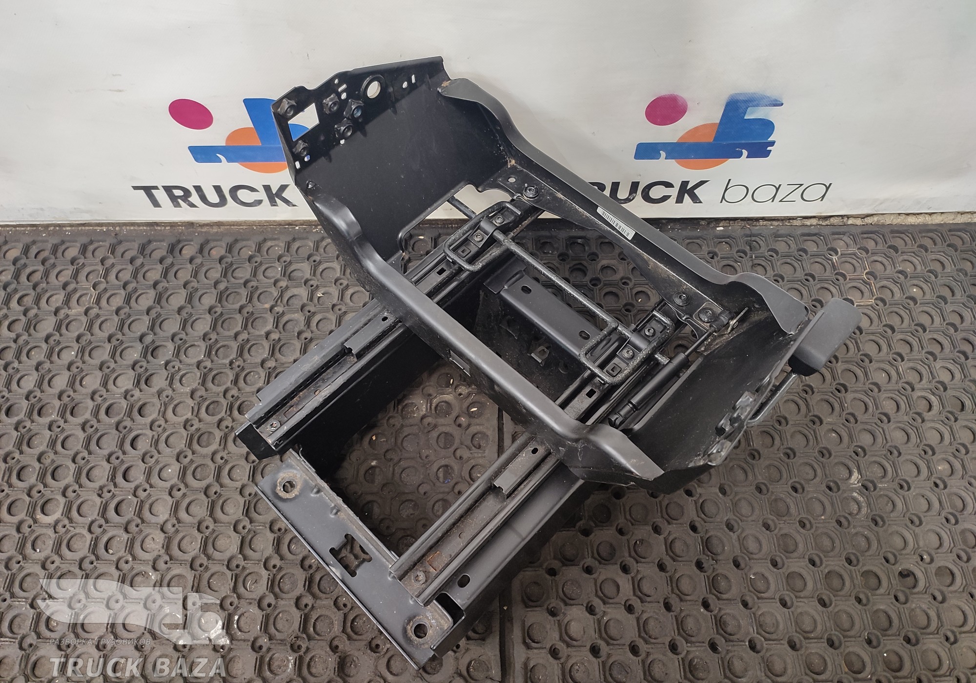 Основание сиденья пассажирского для Scania 6-series R (с 2016)