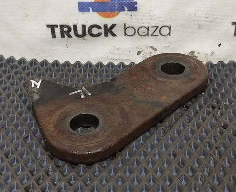 81413030084 Серьга передней рессоры