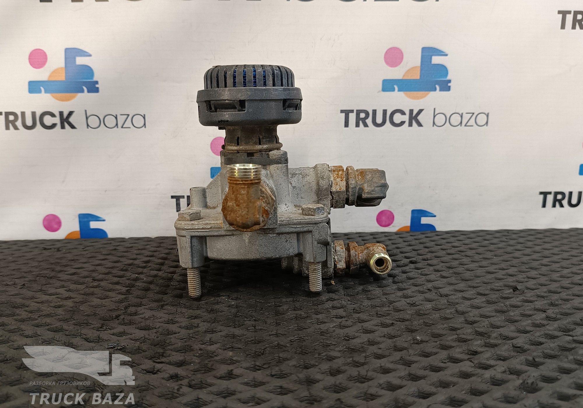 WG9000360524 Клапан ускорительный для Man