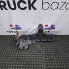 A9303220201 Кронштейн передней рессоры правый для Mercedes-Benz Axor
