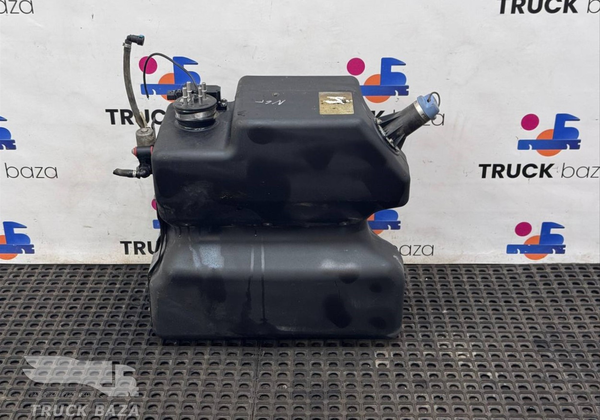 81154025032 Бак AdBlue (мочевины) 80 L для Man TGX II (с 2012)