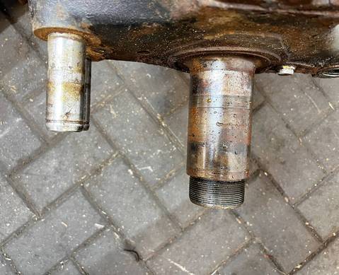 1895937 Кулак поворотный левый для Scania 4-series S (с 1995 по 2007)