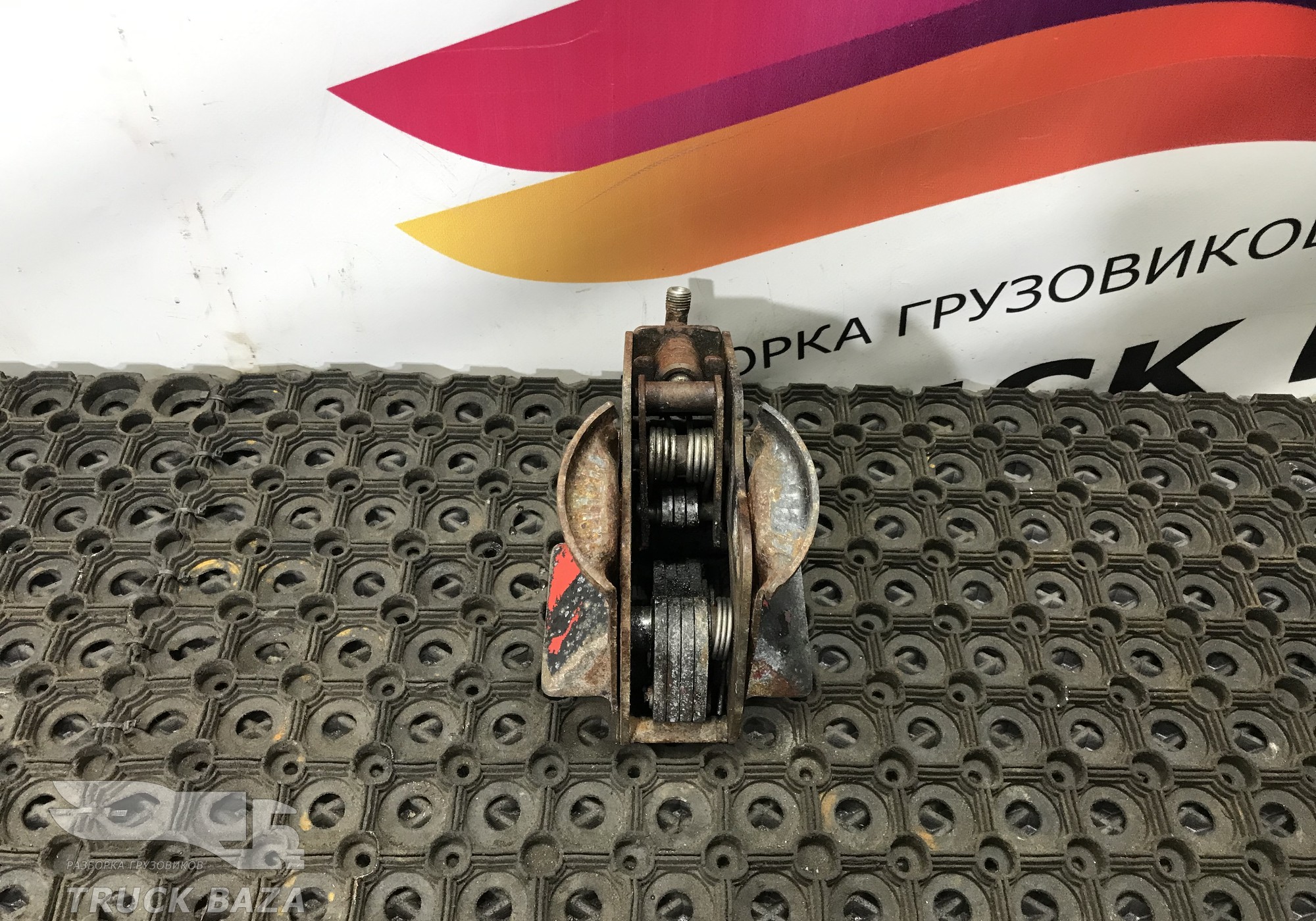 20443002 Замок кабины для Volvo
