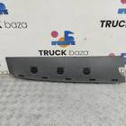 1383960 Накладка торпедо правая