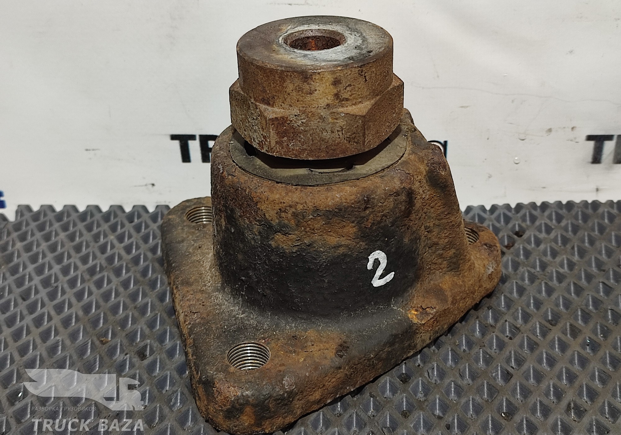 549013704001 Кронштейн ящика АКБ