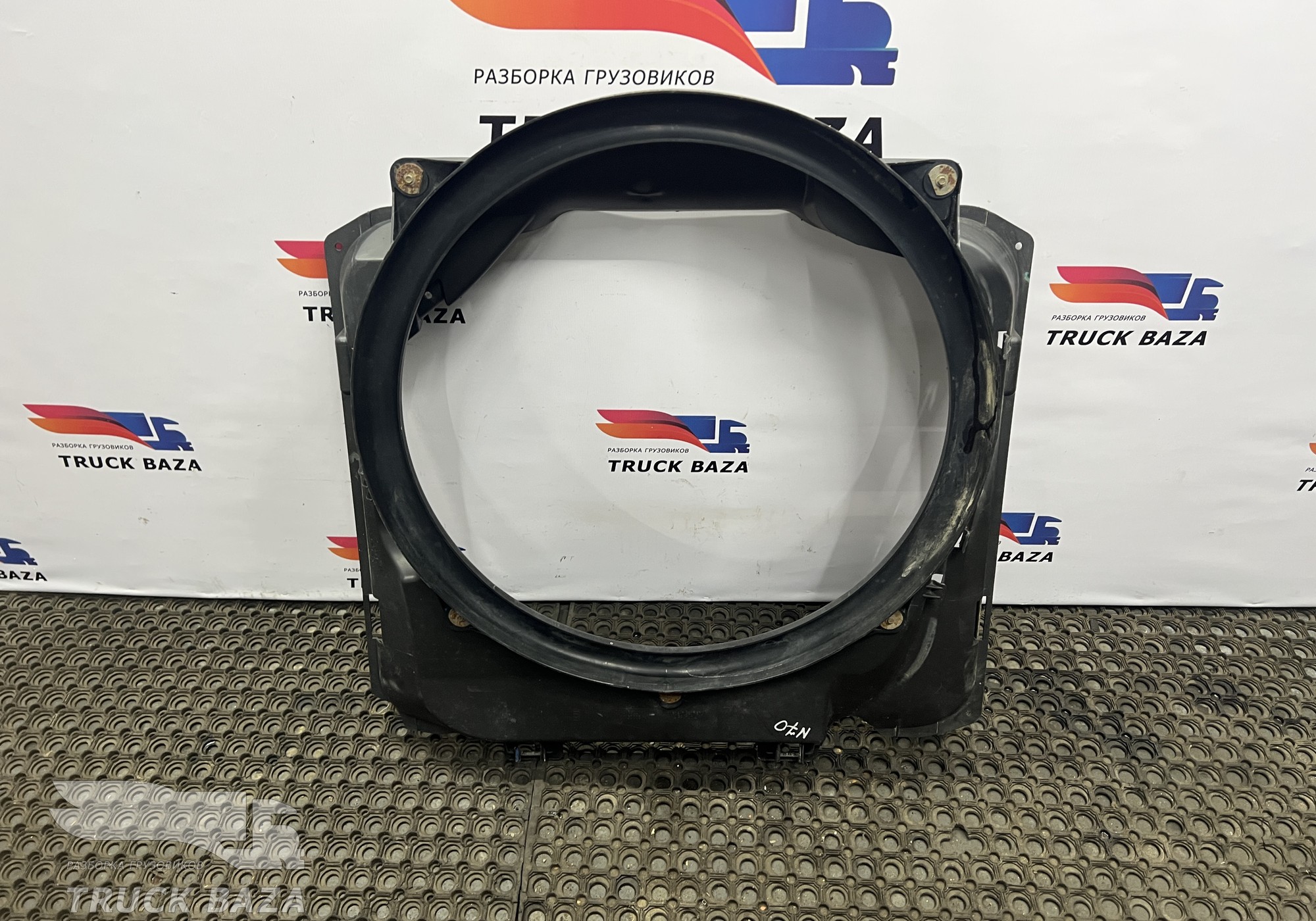 81066200186 Диффузор вентилятора для Man TGA