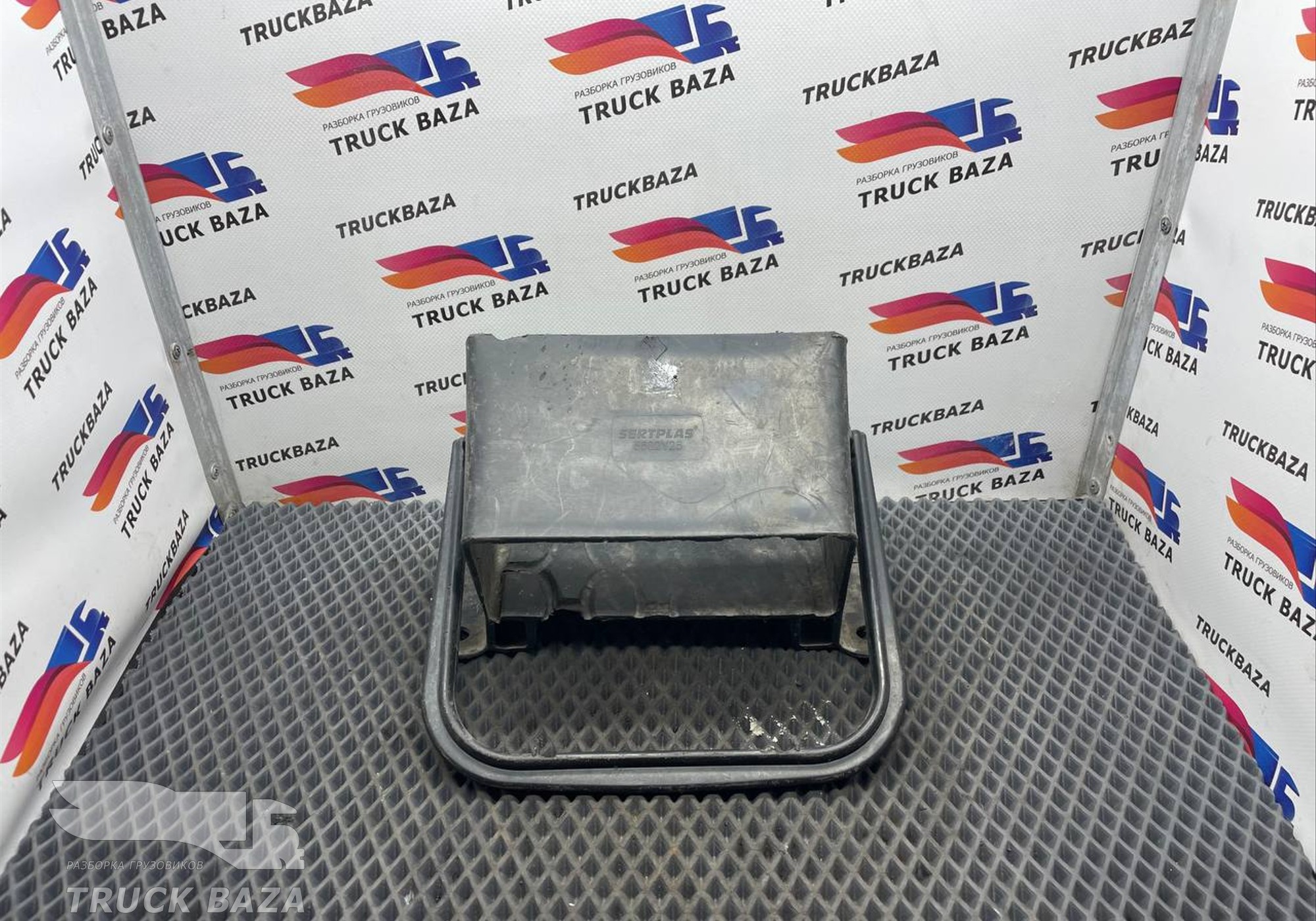 5502Y25 Кронштейн башмака противооткатного для Iveco Stralis I (с 2002)