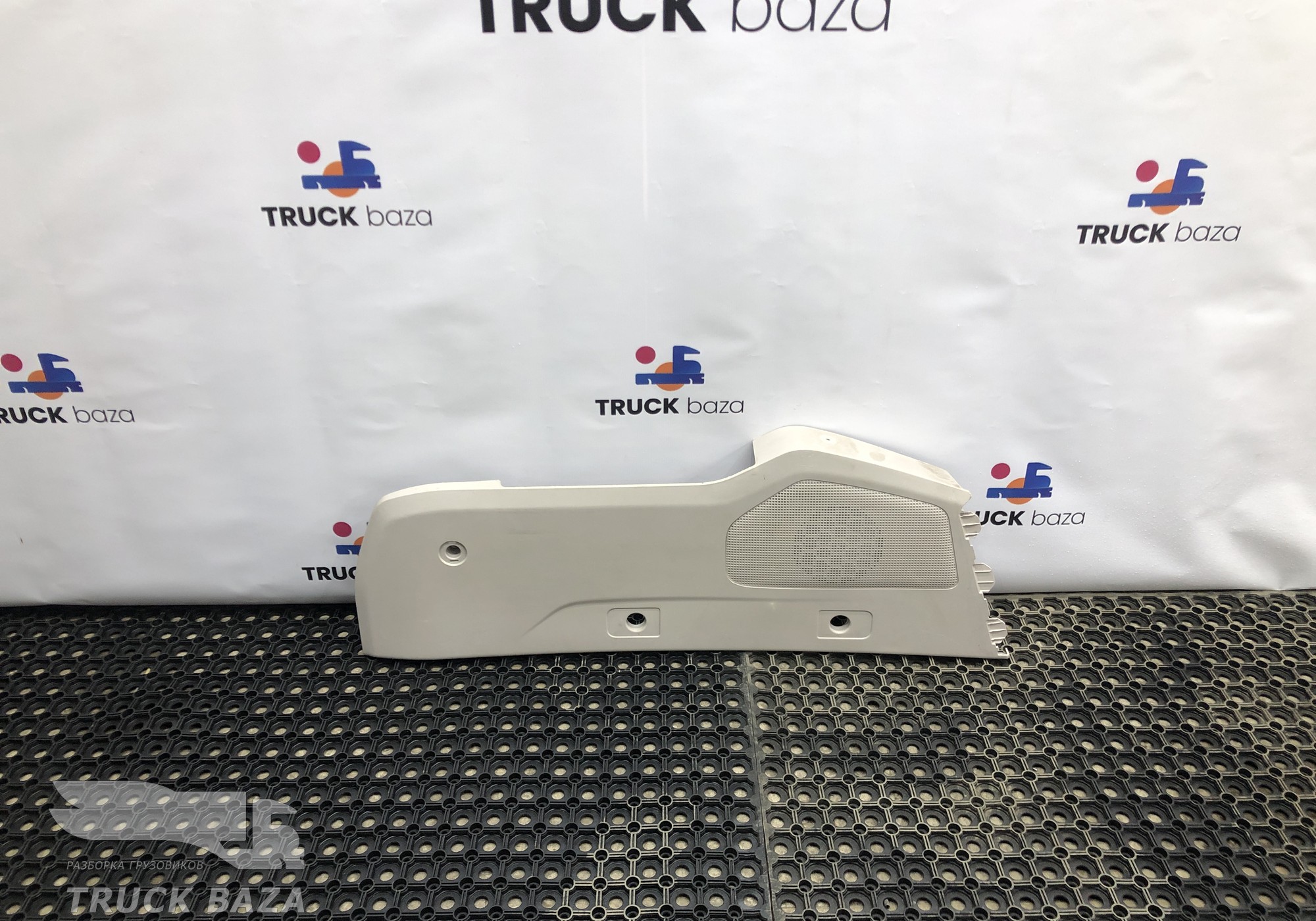 549018214007 Панель салона боковая левая для КАМАЗ 54901