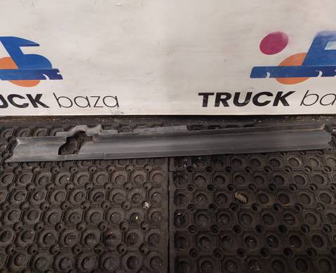 9406920101 Накладка стойки правой для Mercedes-Benz Atego I (с 1998 по 2004)