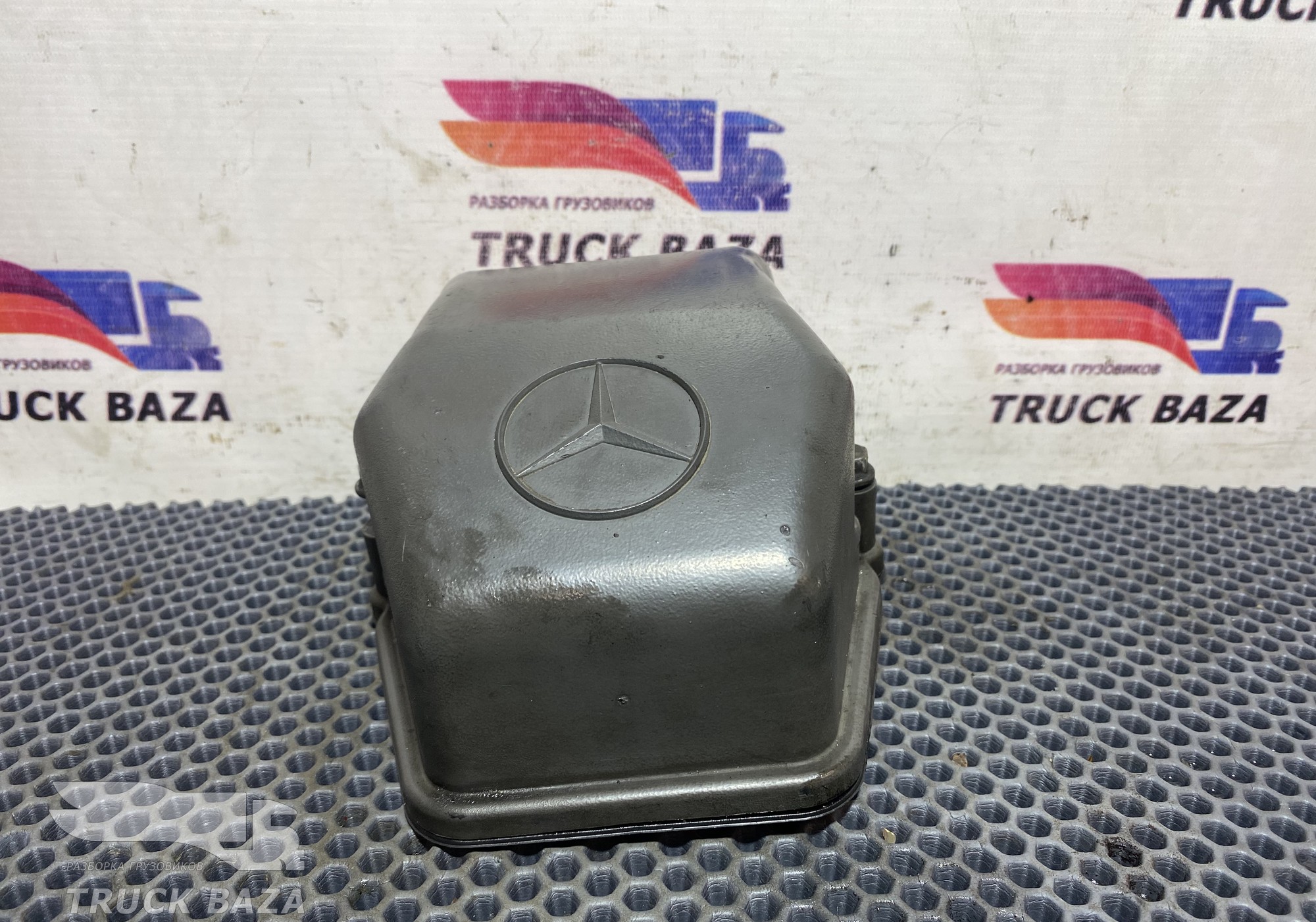 A4570100930 Крышка головки блока цилиндров для Mercedes-Benz Actros MP2 (с 2002 по 2008)