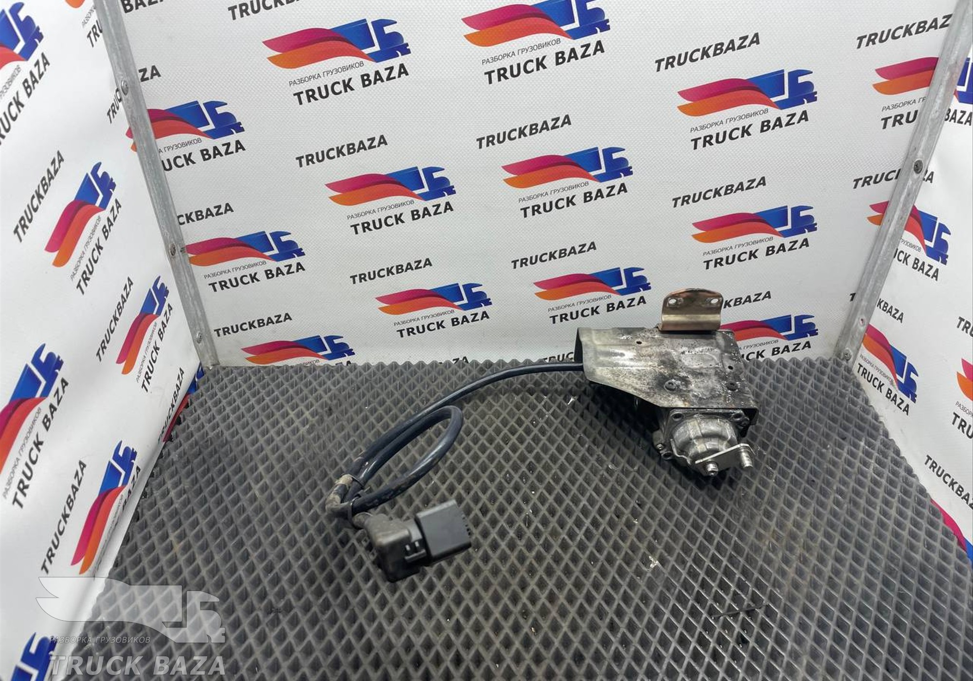 1952321 Клапан EGR для Daf XF106 (с 2012)